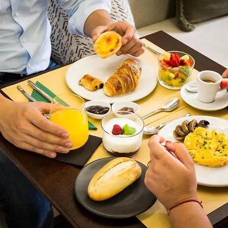 Gallery Townhouse & Porto