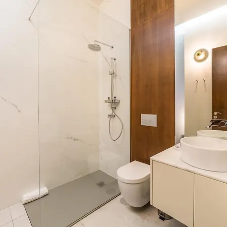 Gallery Townhouse & Porto