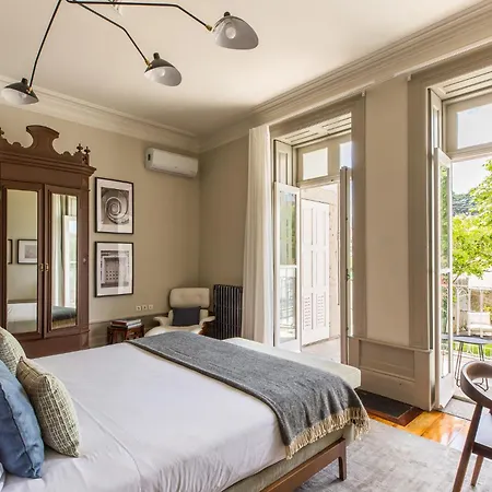 Gallery Townhouse & Affittacamere 4*