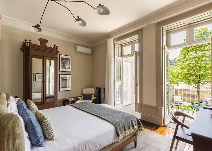 Gallery Townhouse & Affittacamere 4*