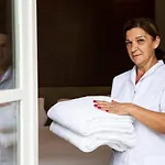 Gallery Townhouse & 4*